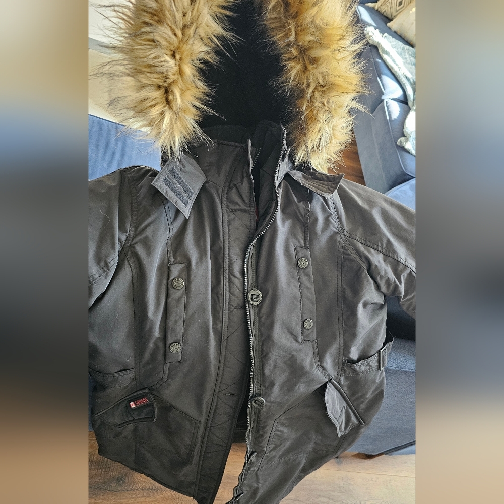 Canada weather womens coat